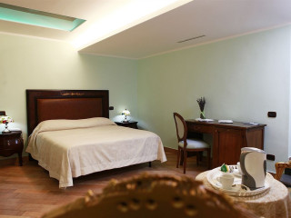 HOTEL LANFIPE PALACE