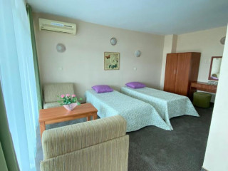 Hotel L&B