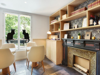 Hotel Le Chat Noir