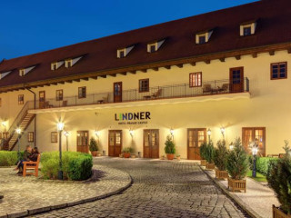 Lindner Hotel Prague Castle - JDV by Hyatt