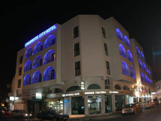 Hotel Livadhiotis City