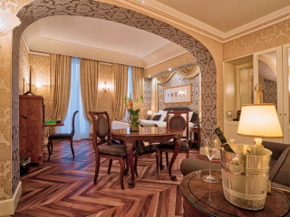 Hotel Londra Palace