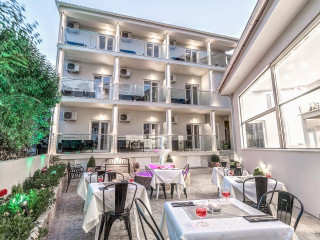 Palotel Luxury