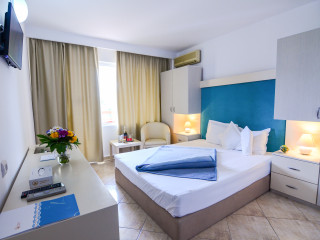 HOTEL MAJESTIC