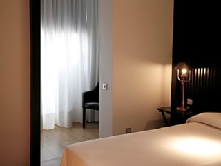 Hotel Market