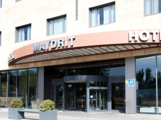 Hotel Maydrit Airport