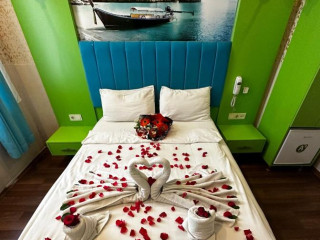 Hotel Megaron
