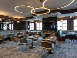 Hotel Meridian