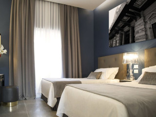 HOTEL METRO 900