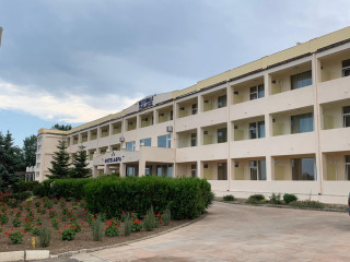 Hotel Mezo Palace