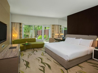 Hotel Millennium Al Rawdah