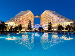 Hotel Miracle Resort