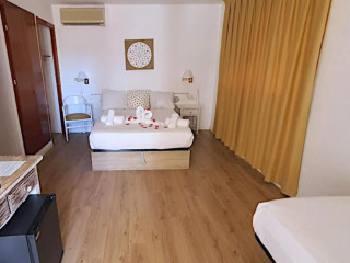 Hotel Mireia