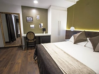 Hotel Moderno