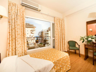 Hotel Monarque Cendrillon