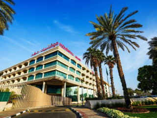 Hotel Movenpick Grand Al Bustan Dubai