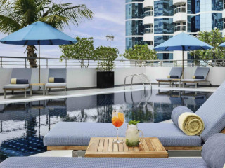 Hotel Movenpick Jumeirah Lakes Towers