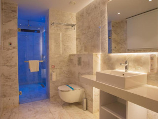 Hotel Napa Suites (Adults Only)