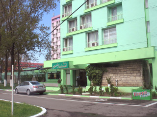 HOTEL NATIONAL