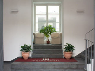 HOTEL NERONENSIS