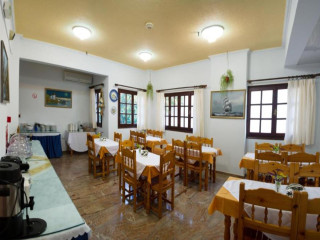 Hotel Nostos