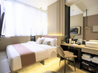 HOTEL NUVE ELEMENTS SG CLEAN