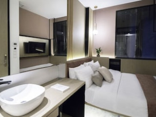 HOTEL NUVE ELEMENTS SG CLEAN