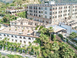 Hotel Olimpo le Terrazze