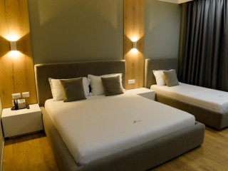 Hotel One