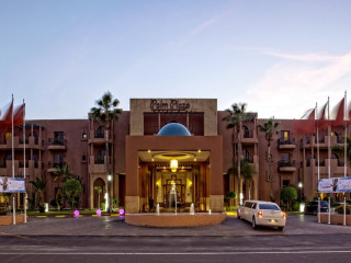Hotel Palm Plaza & SPA