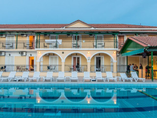 Hotel Perkes Complex