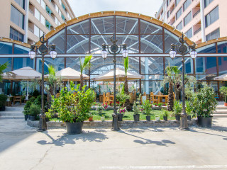 HOTEL PHOENICIA ROYAL