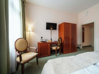HOTEL RAFFAELLO PRAGUE