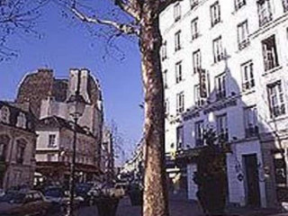 HOTEL REGYN'S MONTMARTRE
