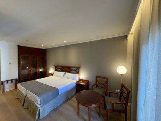 Hotel Reveron Plaza