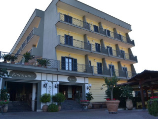 HOTEL RISTORANTE DONATO