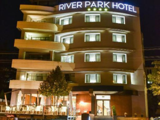 Hotel River Park