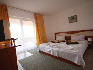 HOTEL RODICA