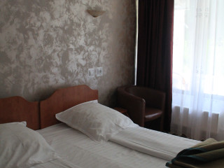 HOTEL ROMAN