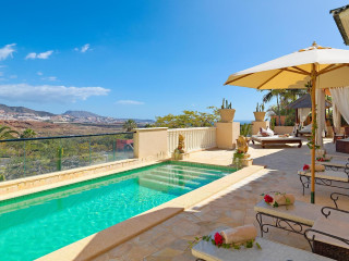 Hotel Royal Garden Villas & Spa