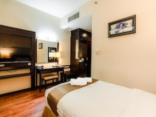 HOTEL S DAMANSARA