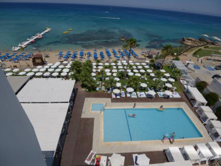 Hotel Silver Sands Beach