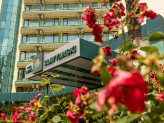 Hotel Slavyanski