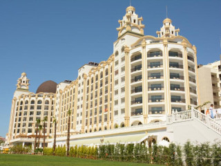 Jadore Deluxe Hotel & Spa
