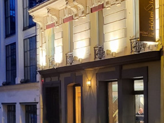 Hotel Star Champs Elysees
