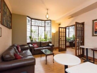 HOTEL STRAND CONTINENTAL HOSTEL