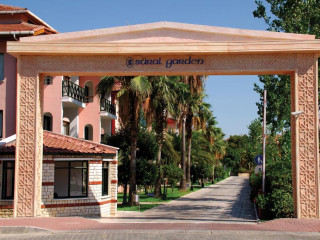 Hotel Sural Garden