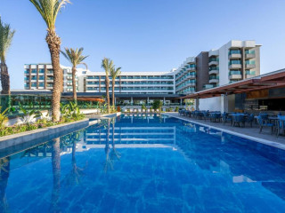 Hotel Sural Saray +16