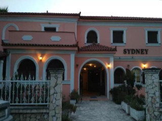 Hotel Sydney Greece