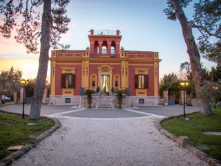 SYMBOLA OLUDENIZ BEACH HOTEL